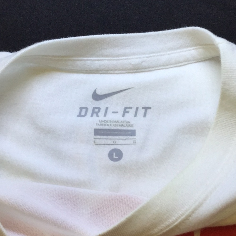 Nike Dri-Fit - Picture 2 of 2